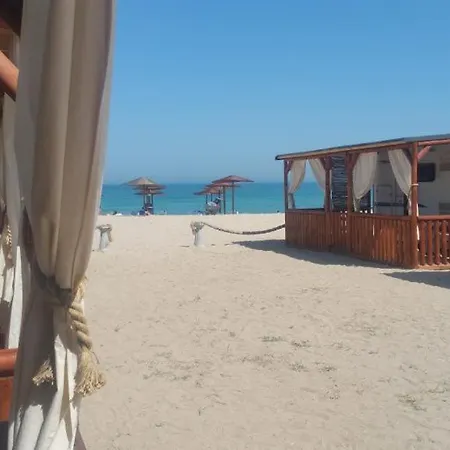 Camping 2 Mai - Cazare La Plaja 캠프장