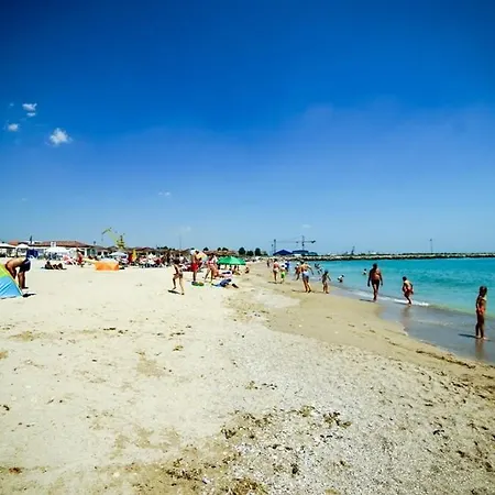 Camping 2 Mai - Cazare La Plaja *