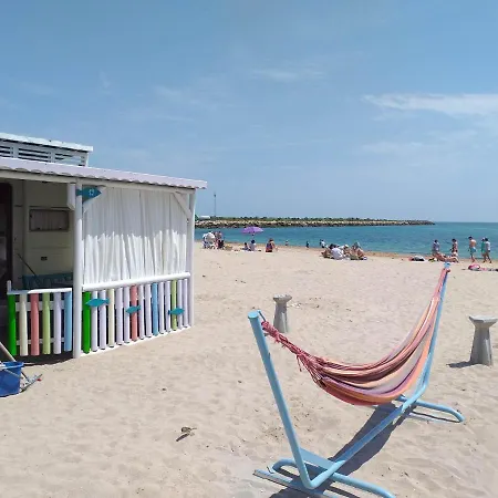 Camping 2 Mai - Cazare La Plaja 캠프장